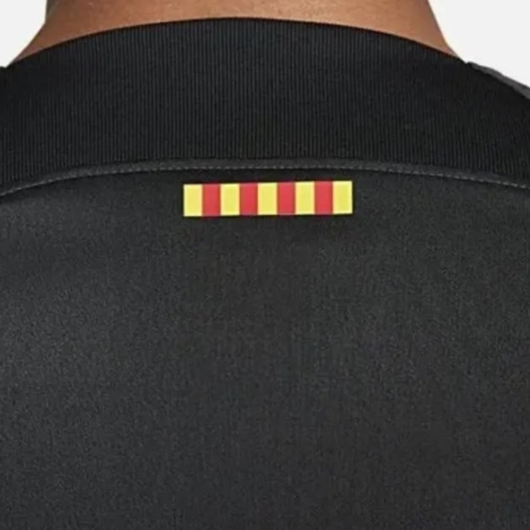 Nike Men's FC Barcelona Long Sleeve Black Goalkeeper Jersey Size XL - Picture 4 of 9